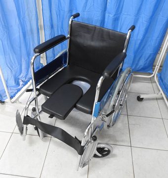 Commode-Wheelchair