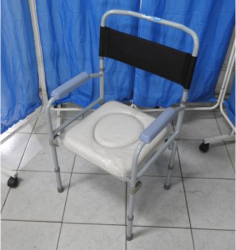 Commode-chair